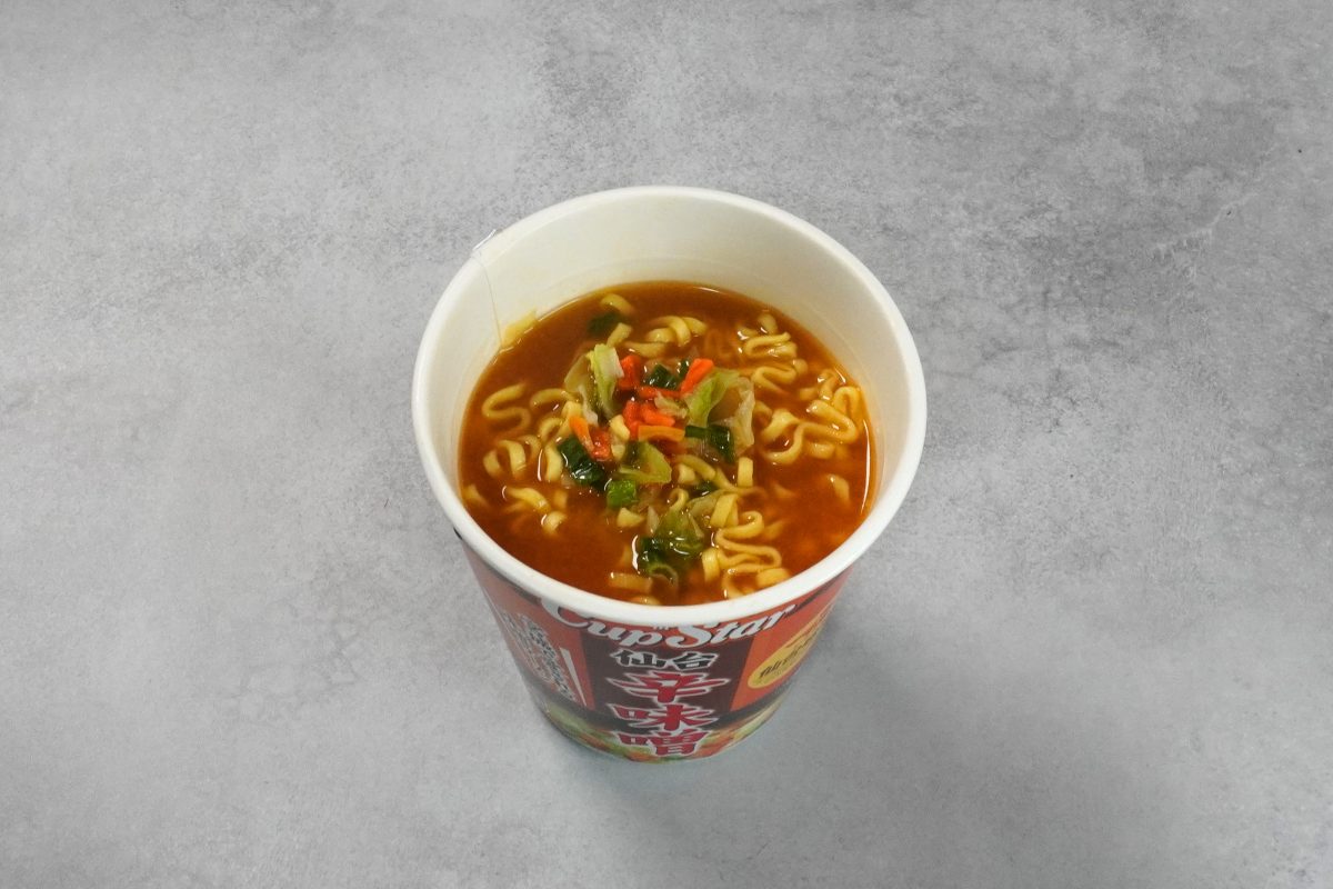 サンヨー食品 サッポロ一番　カップスター　仙台味噌使用　仙台　辛味噌