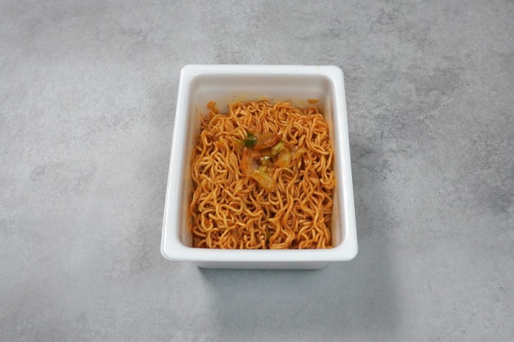 まるか食品 ペヤング 獄激辛やきそば 辛さ50%オフ