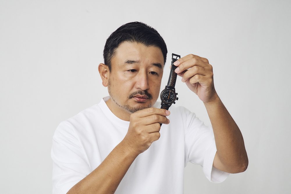 ちょっと背筋が伸びる気持ちのいい時計だ
