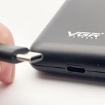 VGR V-390スーパートリムの充電方式はUSB-Cタイプ
