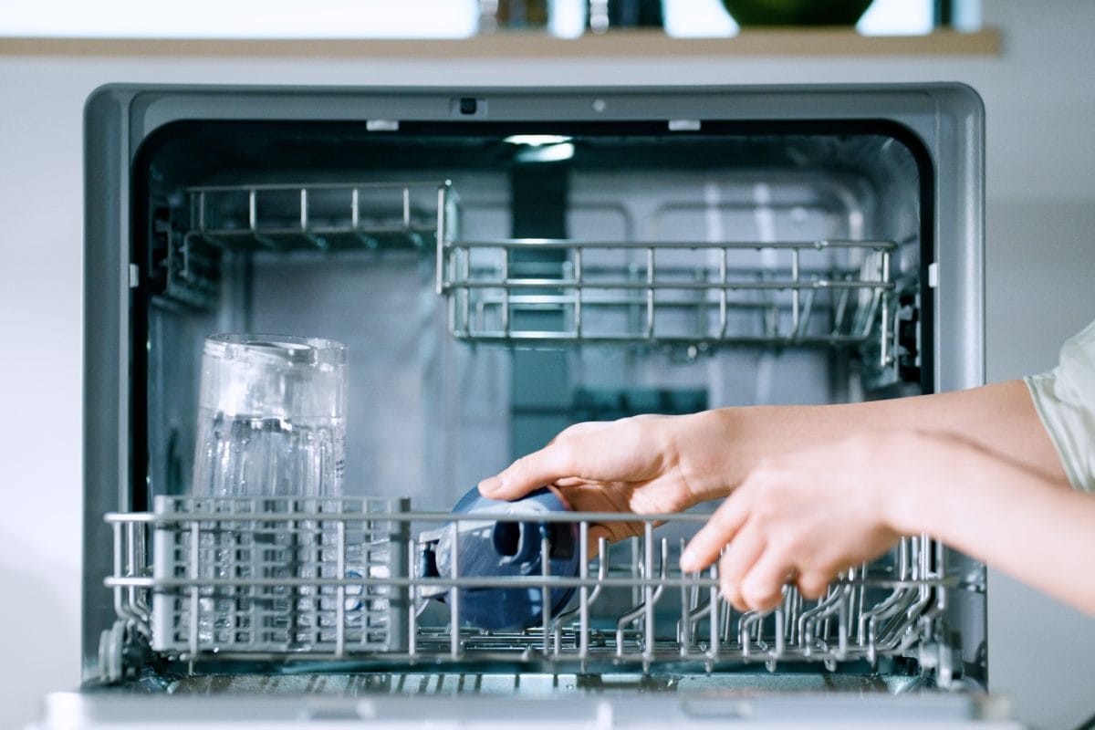 便利すぎて人生が変わる傑作家電」人気ブランドのコードレスミキサーと