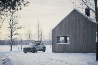 「ボルボのEVにラインナップが大幅追加」エントリーモデルからクロカン仕様まで！人気のコンパクトSUV“EX30”が一気に5モデル体制へ