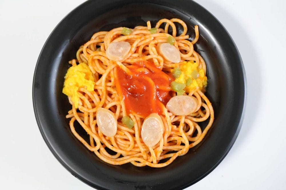 開封時はただのナポリタンに見える