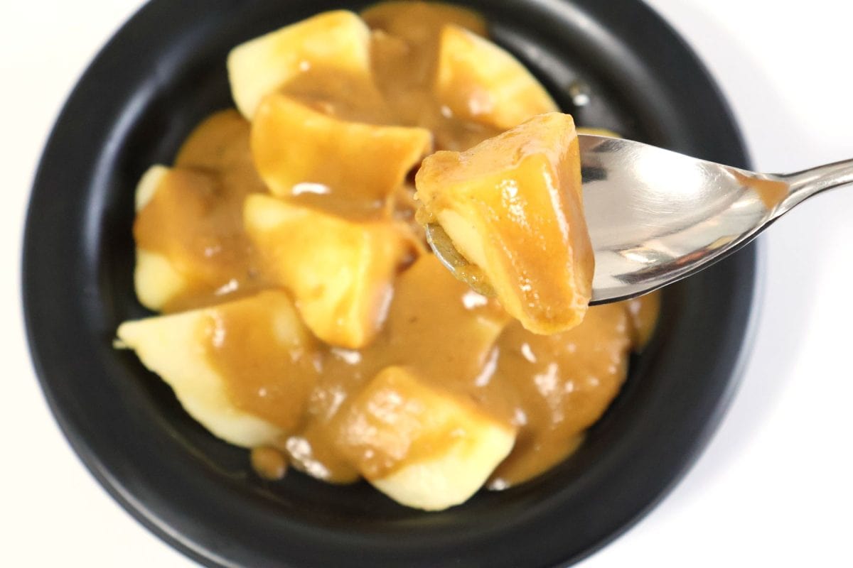 カレーと一緒にじゃがいもを煮込んでいない！？