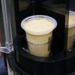 セブン-イレブンのスムージーの機械の使い方