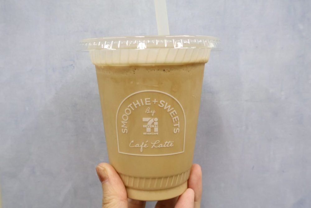 カフェラテスムージーが完成！
