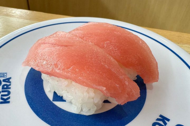 「お盆の時期は“くら寿司”一択!?」SNS話題スイーツも！お得な期間限定ネタ＆サイドメニュー12種を徹底実食レビュー