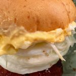 具材感をしっかりと感じられるタマゴたっぷりタルタルのボリューム！