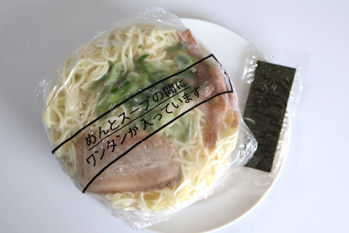 これを鍋で加熱するだけで水も具材も足す必要はない