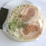 同じくこれを鍋で加熱するだけで水も具材も足す必要はない