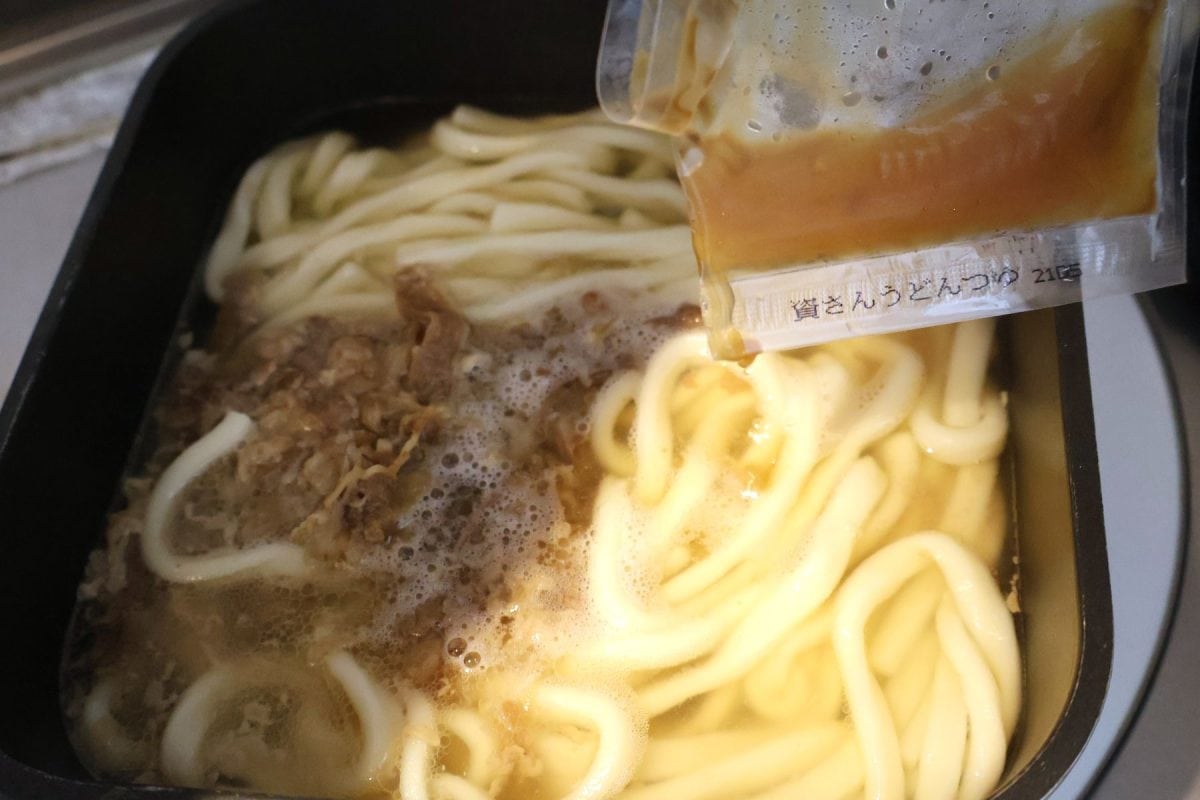 最後につゆを入れて完成