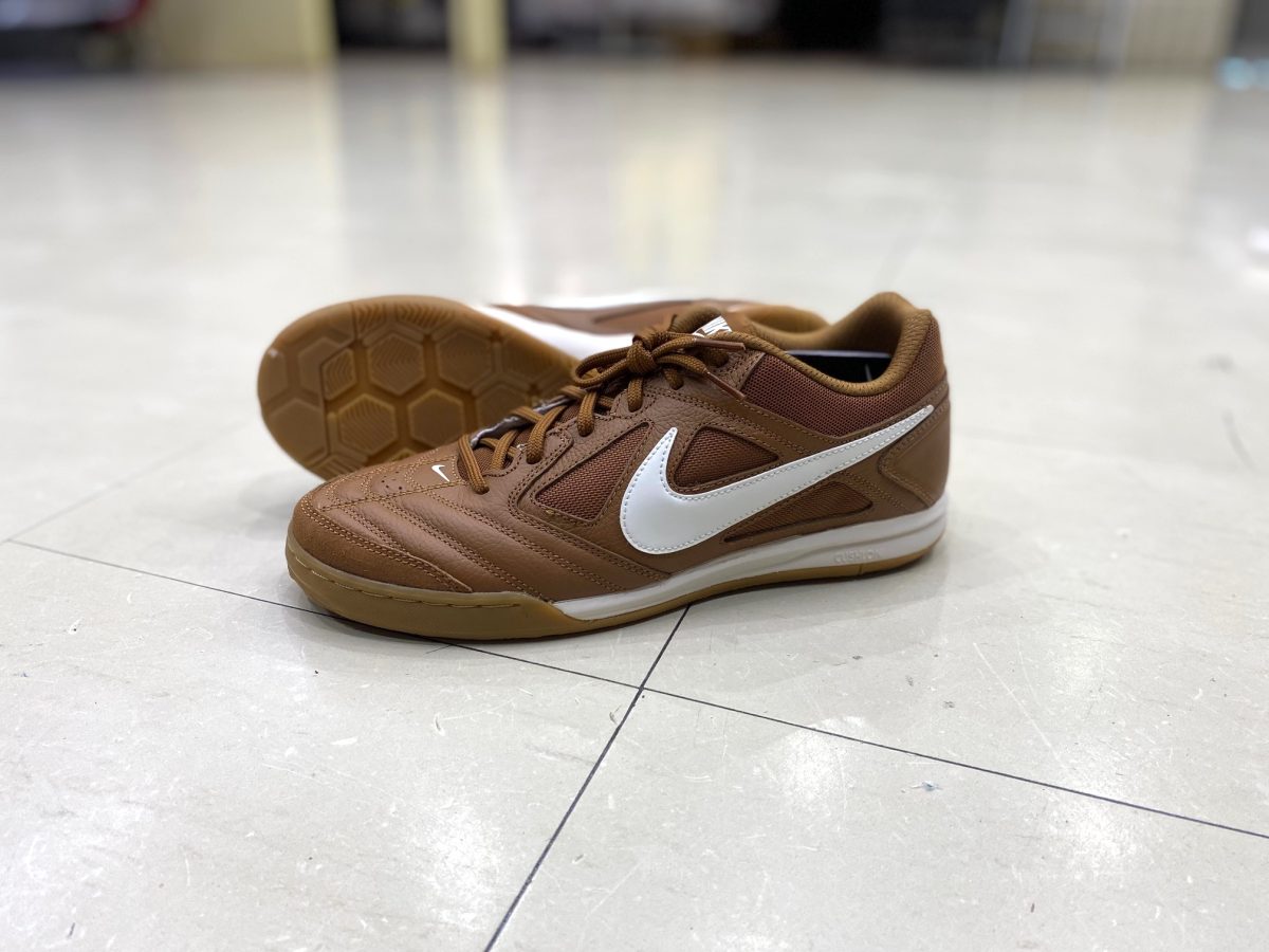 Nike GATO フットサルシューズ ブラウン 名作スニーカー復活！ストリート仕様で帰ってきた“NIKE GATO”を