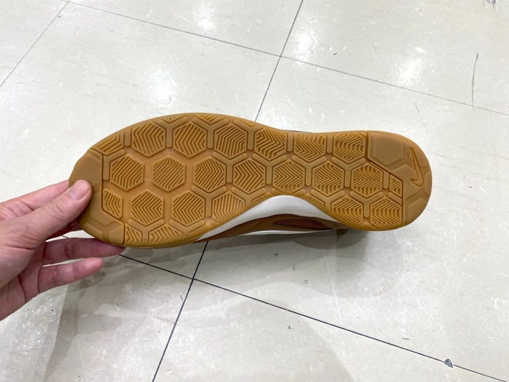 NIKE GATO