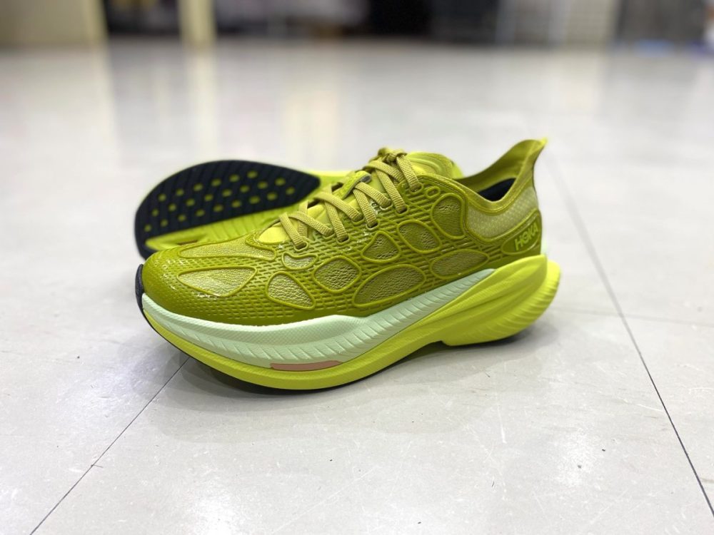 HOKA MACH X CAGED