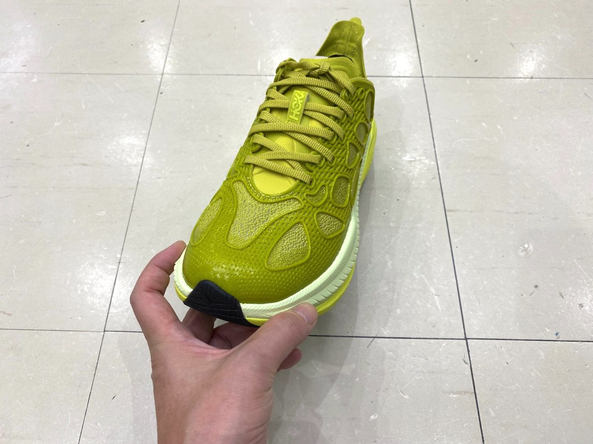 反発力ヤバすぎ」エリート級テクノロジーを隠し持つ！HOKAの次世代