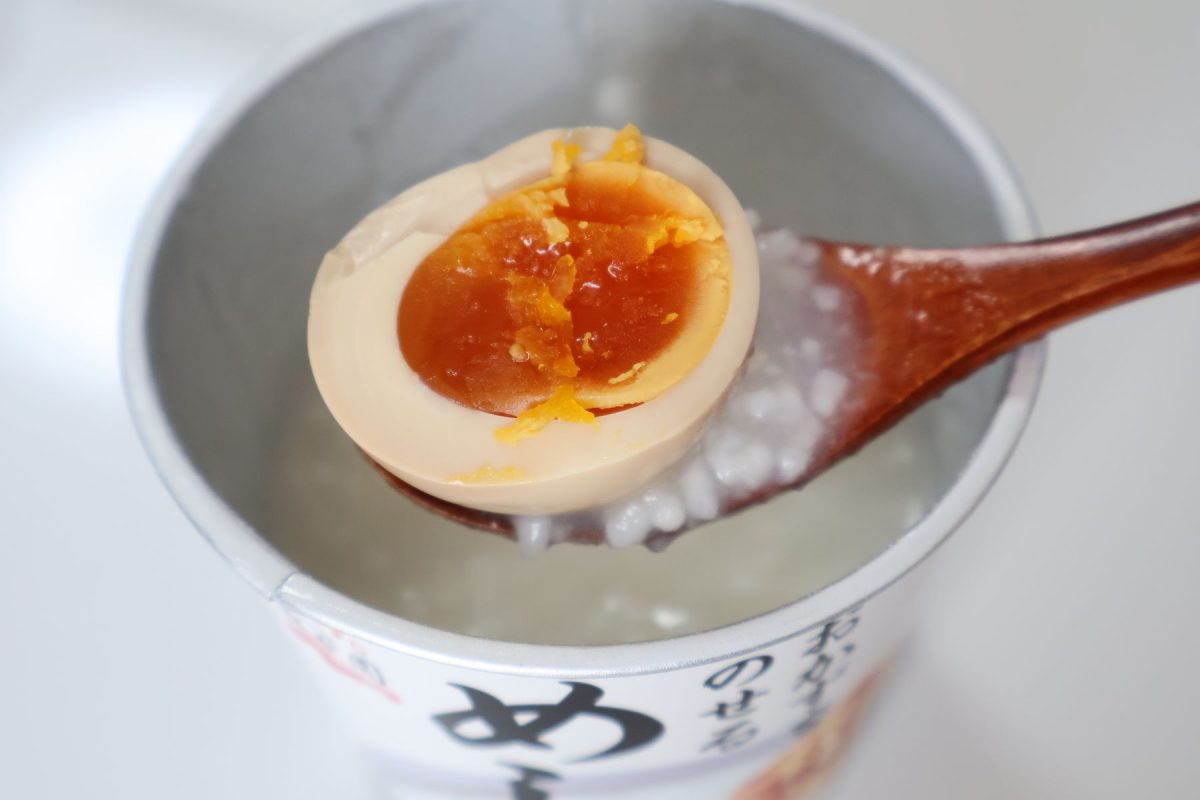 たまごは王道だが、特に半熟の煮たまごなところがポイント