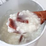 旨味はあるのにくどくない、いい感じのおかゆに。