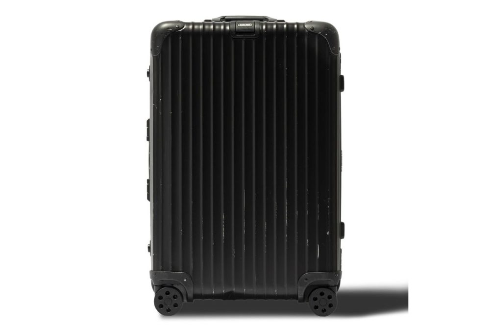 リモワ「Topas Check-in M Black 2015年製」￥132,000