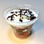 セブン-イレブン、とろけるチョコプリン　ストロベリー　
