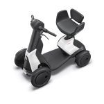 ダイハツから新しい電動4輪一人乗りモビリティ「eスニーカー」が登場