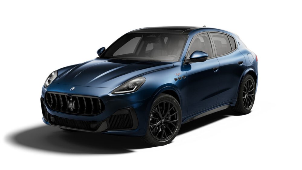 マセラティのミッドサイズSUV「グレカーレ」に、日本限定わずか2台の特別仕様「グレカーレ フォーリセリエ 深藍エディション」が登場