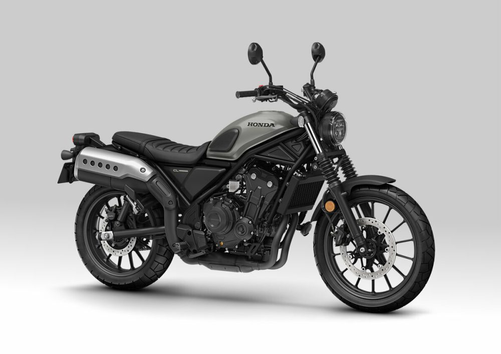 スクランブラースタイルのスポーツバイク「ホンダ CL500」が一部仕様変更