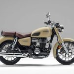 質感のある優しい印象の「マットサンドストームベージュ」