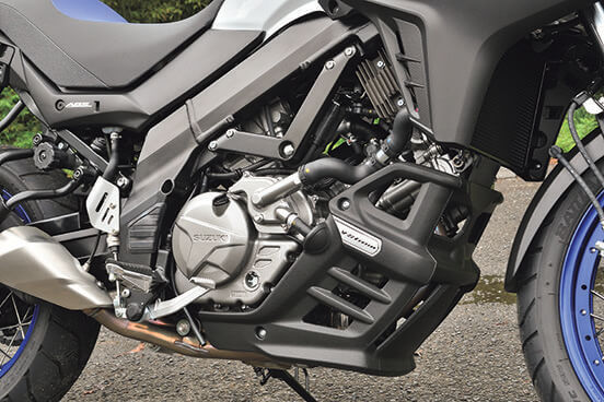 スズキ
Vストローム650XT ABS　「走りと快適性を熟成させた一台」