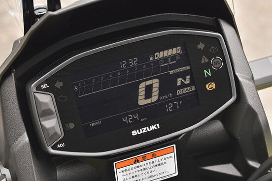 スズキ
Vストローム250SX　「使い勝手のいい装備がポイント」