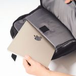 ブ厚いPCも余裕で収納可能
