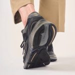 ABZORBミッドソールが衝撃を吸収!フィット感もさすが!