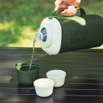キャプテンスタッグ　ペットボトル用クーラー2L用〈保冷剤付〉UE-2038
