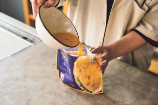「簡単レンチン調理と本格味で大ヒット」「待望のカップ焼きそば」上半期爆売れの“お手軽フード”3選を実食してみた【2025年上半期ヒットモノ】