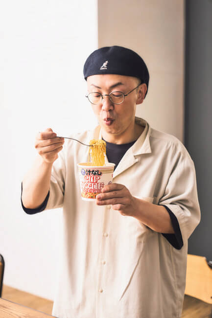 麺の歯応えや風味、そして醤油の甘じょっぱい風味はまさにカップヌードル！