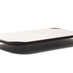 使いやすさと衛生面を追求した新発想のサイズ＆浮いてる「まな板」