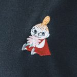 トップスにはお花を抱えたリトルミイ