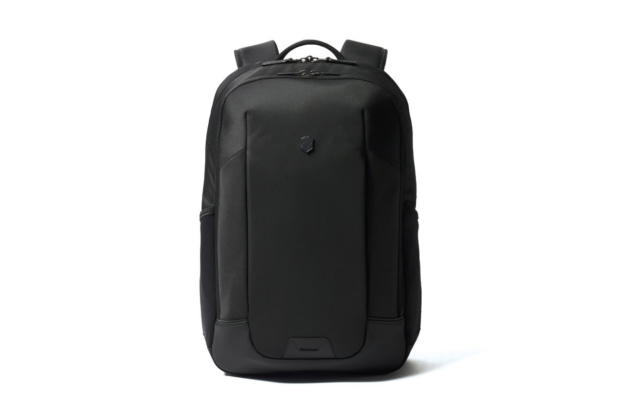ビクトリノックス　アルトモント モダン コンパクト バックパック　￥22,000（税込）