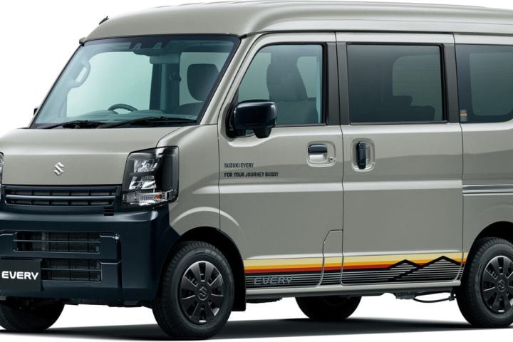 「ワイルドすぎる軽」スズキのエブリイに“最強のレジャーカー”が登場！特別仕様車“Jリミテッド”が早くも話題