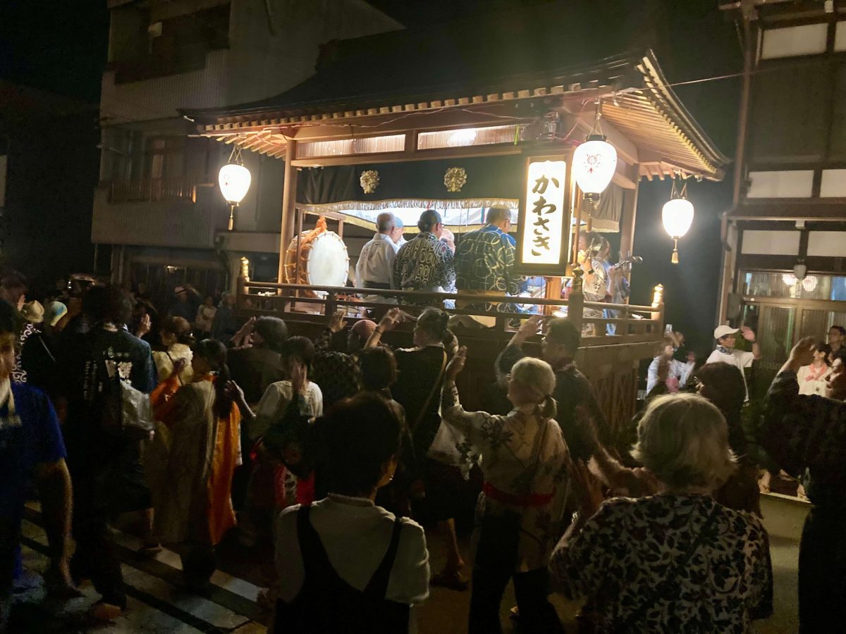 岐阜、夏を彩る郡上おどり