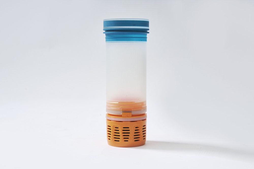わずか10秒で約500mLの水を浄化可能