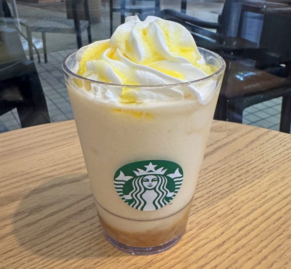 スターバックスコーヒー 洋なし 生キャラメル フラペチーノ