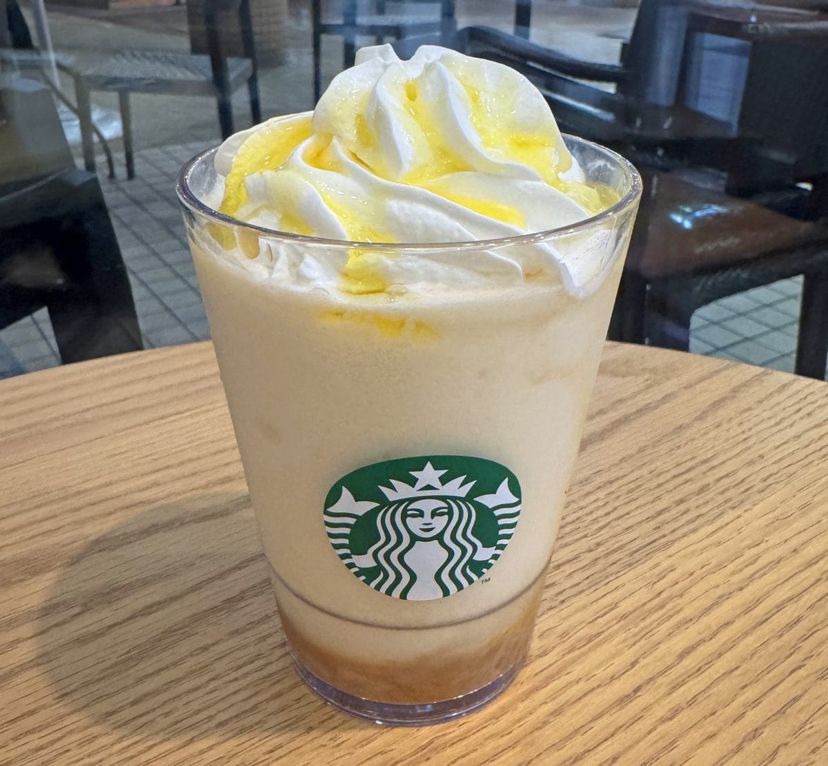 スターバックスコーヒー 洋なし 生キャラメル フラペチーノ