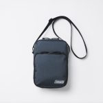 サイズ（約） 高さ22.5×幅15.5×マチ5.5cm、ショルダーストラップの長さ125cm［最長］