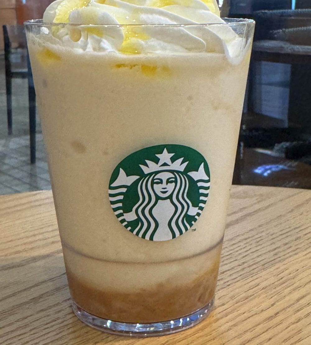 スターバックスコーヒー 洋なし 生キャラメル フラペチーノ