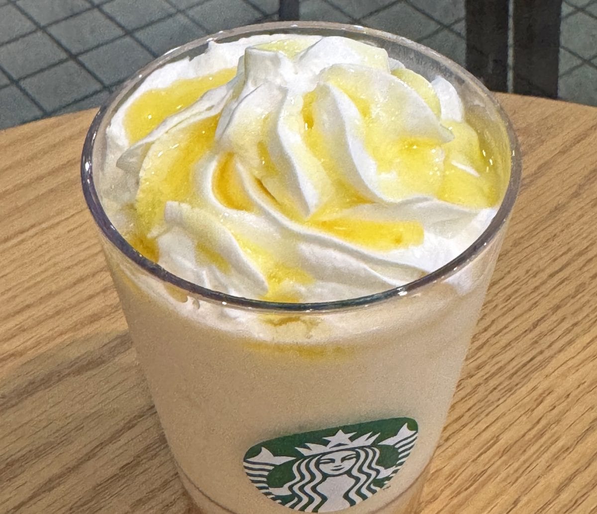 スターバックスコーヒー
洋なし 生キャラメル フラペチーノ
