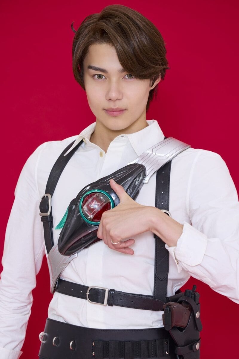 『仮面ライダーゼッツ』に、主人公・万津莫（よろず　ばく）／ 仮面ライダーゼッツ役で出演中の今井竜太郎さん