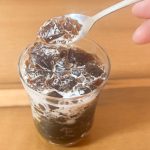 ペットボトルゼリーは出す際に砕けるので、ミルクやガムシロップなどが馴染んでかなり上質な味に