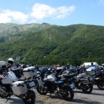 全国各地からBMWライダーたちが集まり、駐車場はさながらBMWバイクの展示会