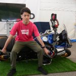 大型バイクの引き起こし体験（講座）は、万が一の際に有効とあって、人気のコンテンツの一つとなっている。