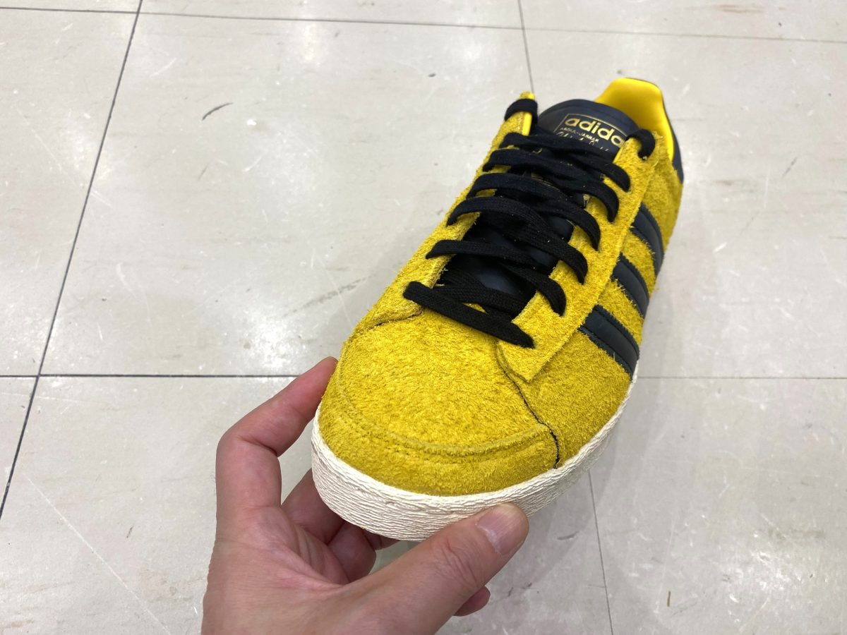 奇跡のコラボスニーカー」アディダス アブドゥル ジャバー